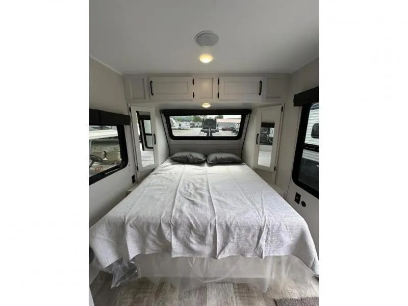 new Travel Trailers Palomino  for sale, in Pikeville, KY Thumbnail 8