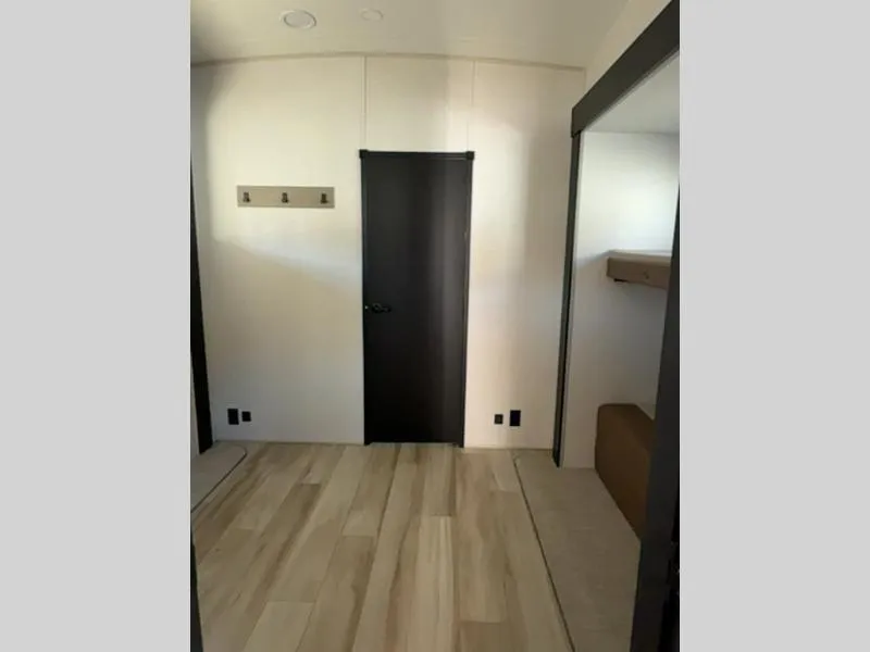 new Fifth Wheel Trailers Forest River  for sale, in Pikeville, KY Thumbnail 19