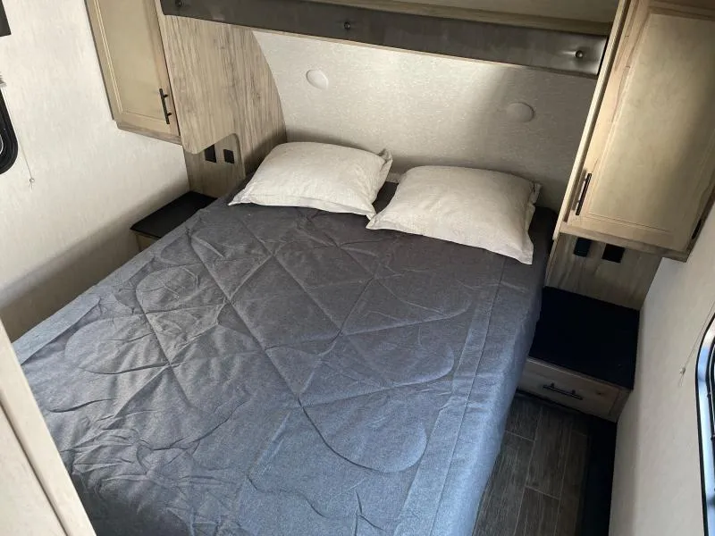 new Fifth Wheel Trailers Forest River  for sale, in Pikeville, KY Thumbnail 6