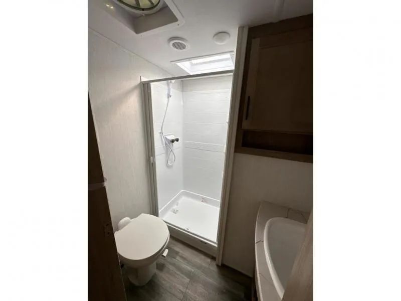 new Fifth Wheel Trailers Forest River  for sale, in Pikeville, KY Thumbnail 8