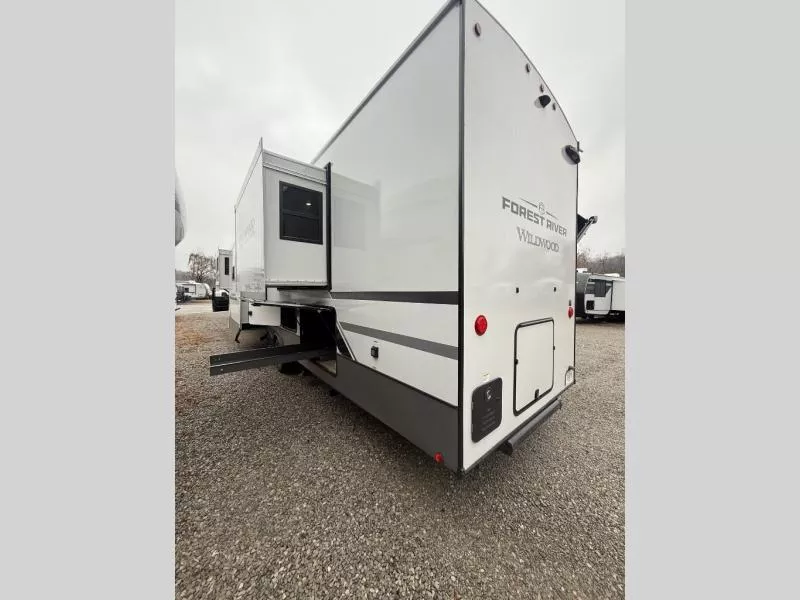 new Fifth Wheel Trailers Forest River  for sale, in Pikeville, KY Thumbnail 6