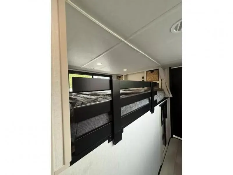 new Fifth Wheel Trailers Forest River  for sale, in Pikeville, KY Thumbnail 23