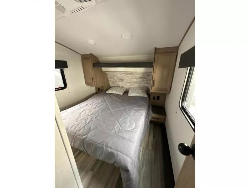 new Fifth Wheel Trailers Forest River  for sale, in Pikeville, KY Thumbnail 10