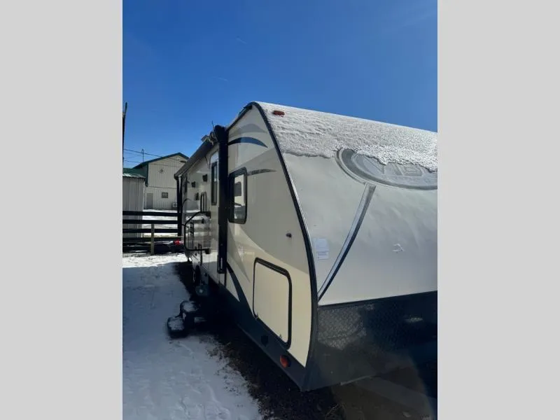2017 Forest River Vibe Extreme Lite 243BHS