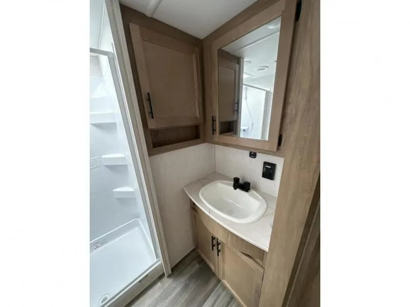 new Fifth Wheel Trailers Forest River  for sale, in Pikeville, KY Thumbnail 9