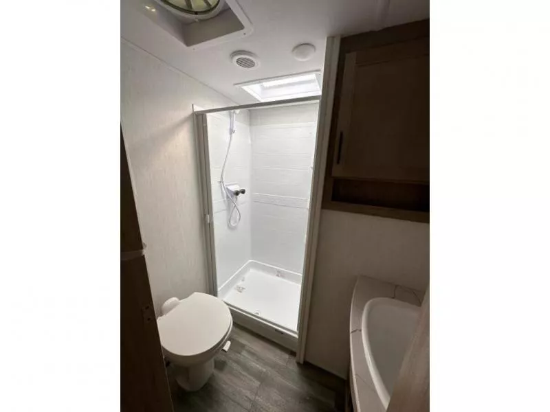 new Fifth Wheel Trailers Forest River  for sale, in Pikeville, KY Thumbnail 8