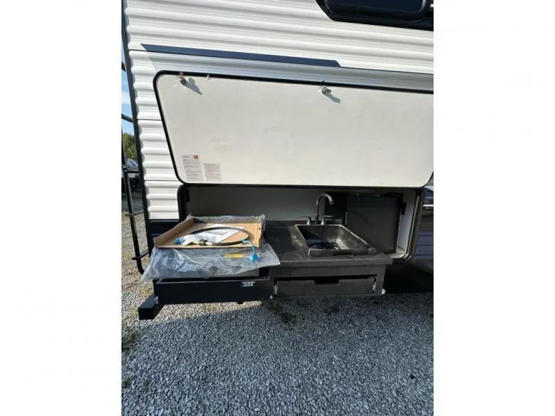 new Travel Trailers Palomino  for sale, in Pikeville, KY Thumbnail 4