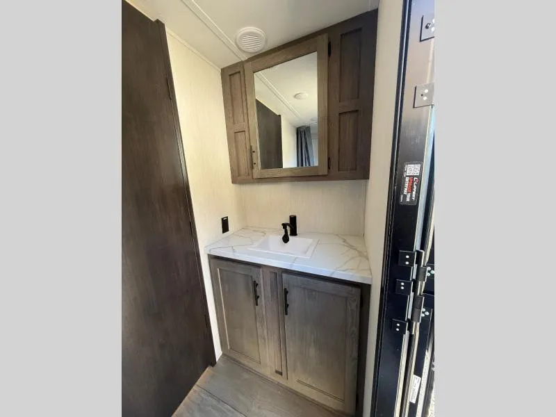 new Fifth Wheel Trailers Forest River  for sale, in Pikeville, KY Thumbnail 23