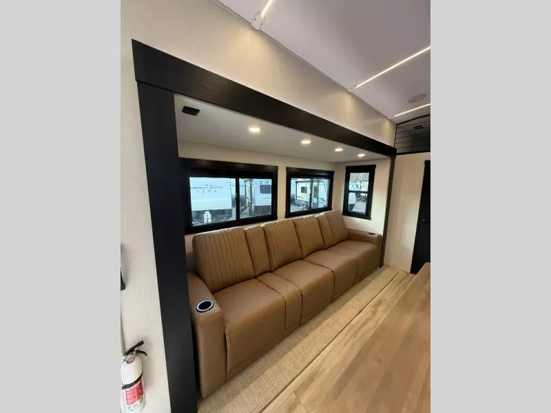 new Fifth Wheel Trailers Forest River  for sale, in Pikeville, KY Thumbnail 11