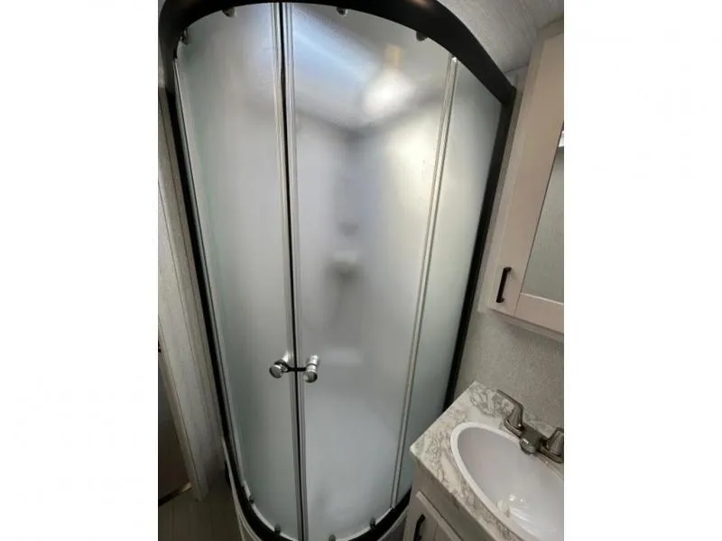 new Camper / RV East To West  for sale, in Pikeville, KY Thumbnail 23