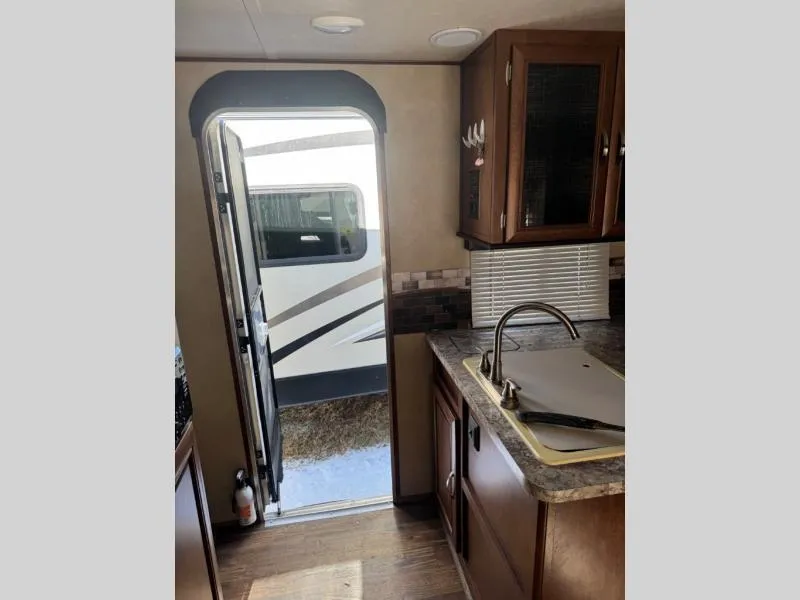 used Travel Trailers Forest River  for sale, in Pikeville, KY Thumbnail 8