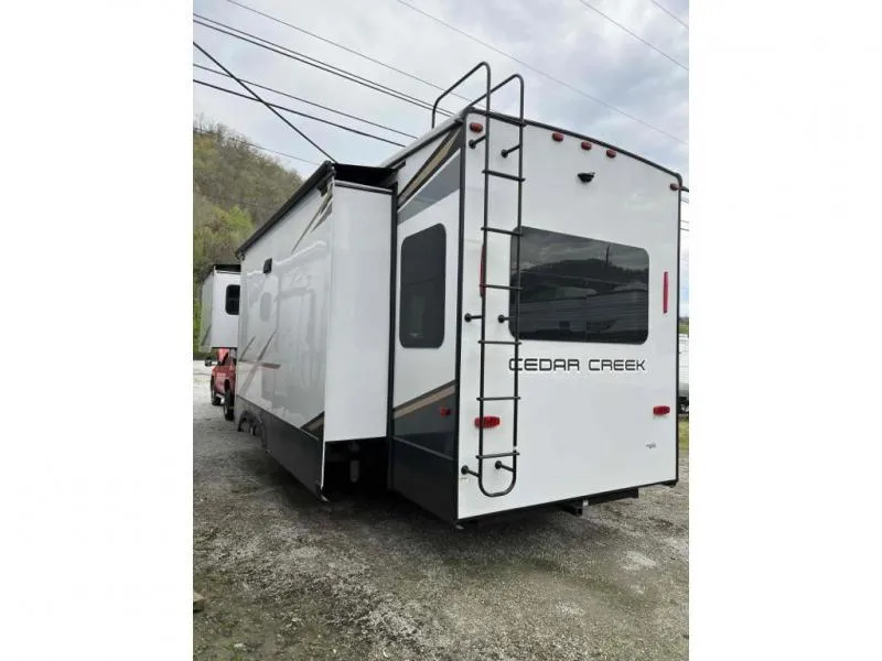 new Fifth Wheel Trailers Forest River  for sale, in Pikeville, KY Thumbnail 16
