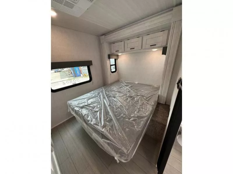 new Camper / RV East To West  for sale, in Pikeville, KY Thumbnail 10