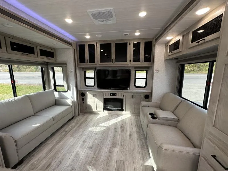 new Travel Trailers East To West  for sale, in Pikeville, KY Thumbnail 13