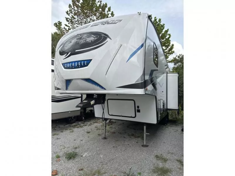 new Fifth Wheel Trailers Forest River  for sale, in Pikeville, KY Thumbnail 3