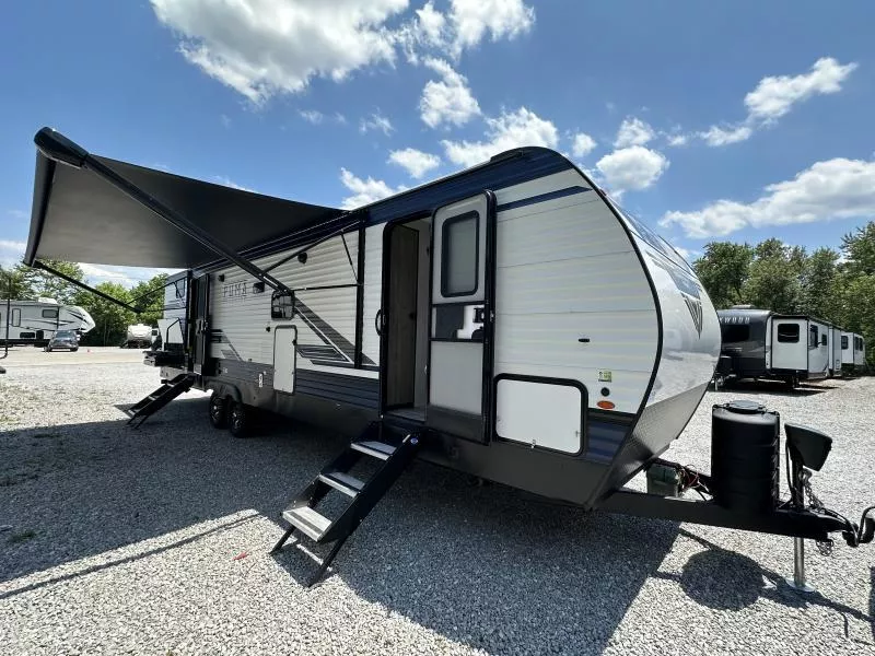 2024 Palomino Puma 29BHQB