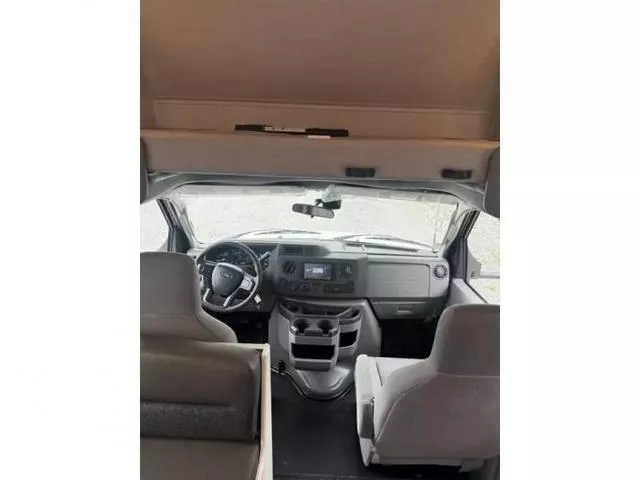 new Camper / RV East To West  for sale, in Pikeville, KY Thumbnail 11