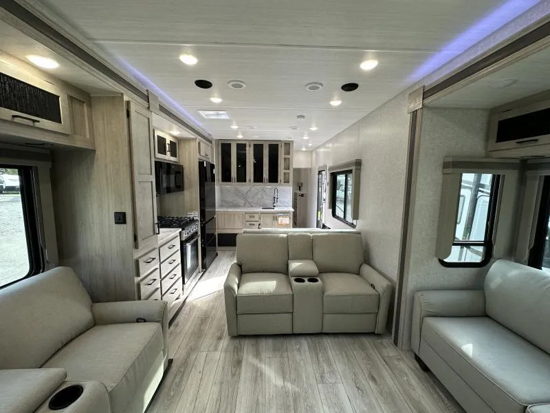 new Travel Trailers East To West  for sale, in Pikeville, KY Thumbnail 14