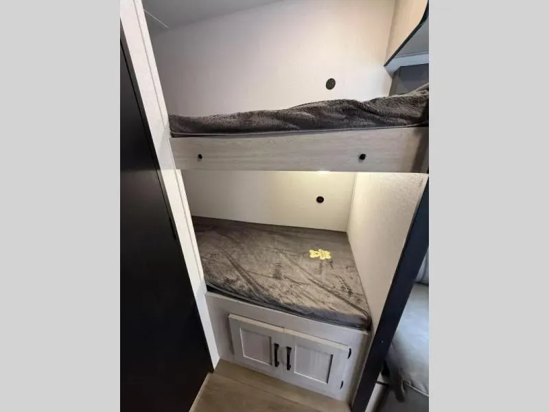 used Other Trailers Palomino  for sale, in Pikeville, KY Thumbnail 9