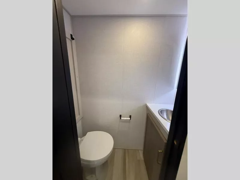 new Fifth Wheel Trailers Forest River  for sale, in Pikeville, KY Thumbnail 11