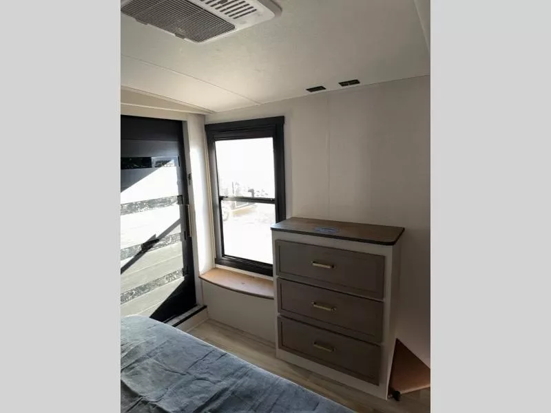 new Fifth Wheel Trailers Forest River  for sale, in Pikeville, KY Thumbnail 16