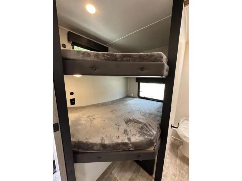 used Other Trailers Palomino  for sale, in Pikeville, KY Thumbnail 13