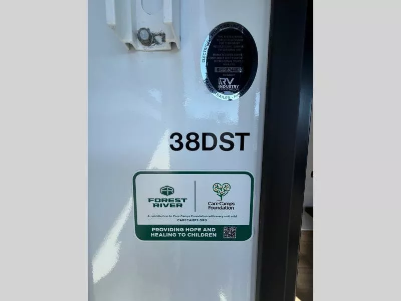 new Fifth Wheel Trailers Forest River  for sale, in Pikeville, KY Thumbnail 4