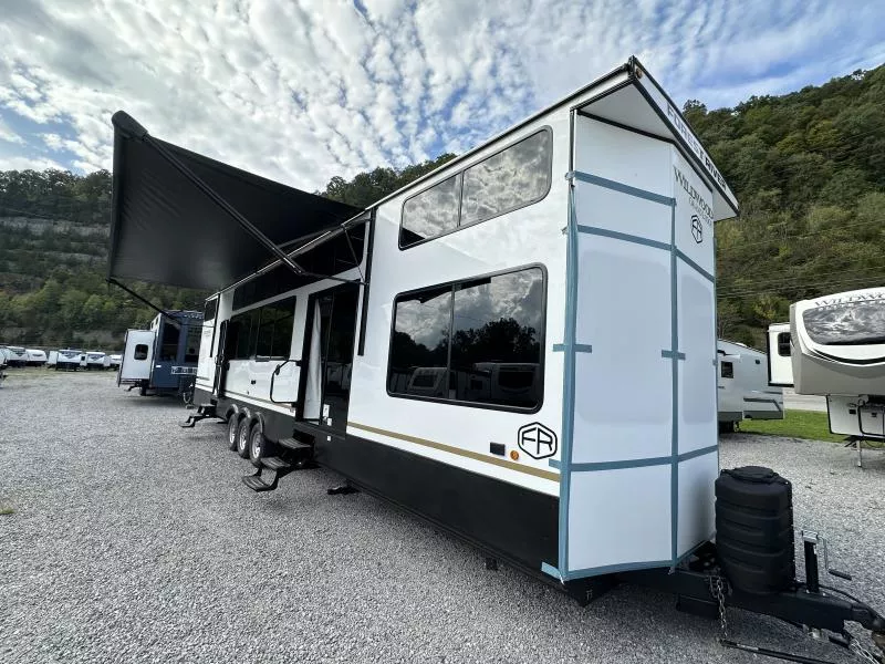 2025 Forest River Wildwood Grand Lodge 44VIEW