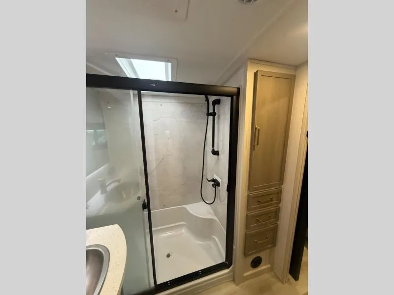 new Fifth Wheel Trailers Forest River  for sale, in Pikeville, KY Thumbnail 9