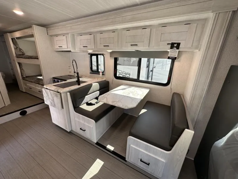 new Camper / RV East To West  for sale, in Pikeville, KY Thumbnail 14