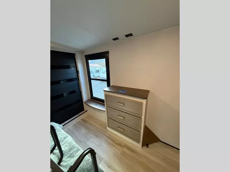 new Fifth Wheel Trailers Forest River  for sale, in Pikeville, KY Thumbnail 21