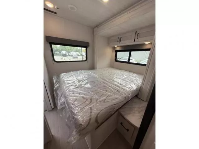 new Camper / RV East To West  for sale, in Pikeville, KY Thumbnail 14