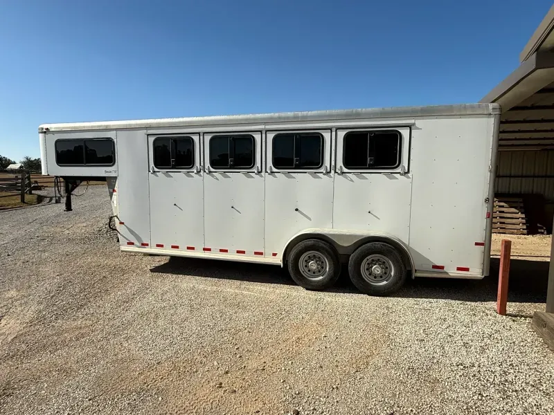 2009 Sundowner Trailers Sunlite 730 Horse & Livestock