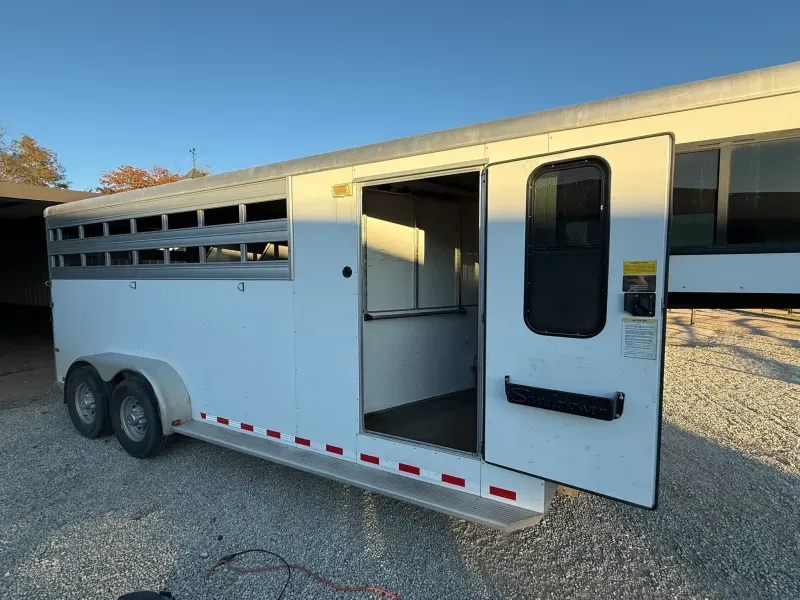 used Horse Trailers Sundowner Trailers  for sale, in Flower Mound, TX Thumbnail 10