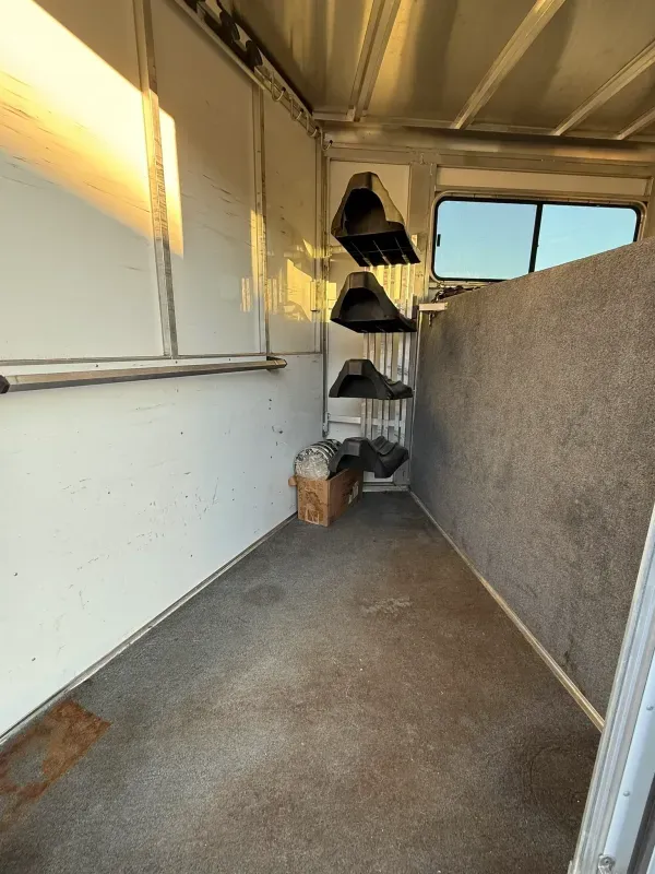 used Horse Trailers Sundowner Trailers  for sale, in Flower Mound, TX Thumbnail 14