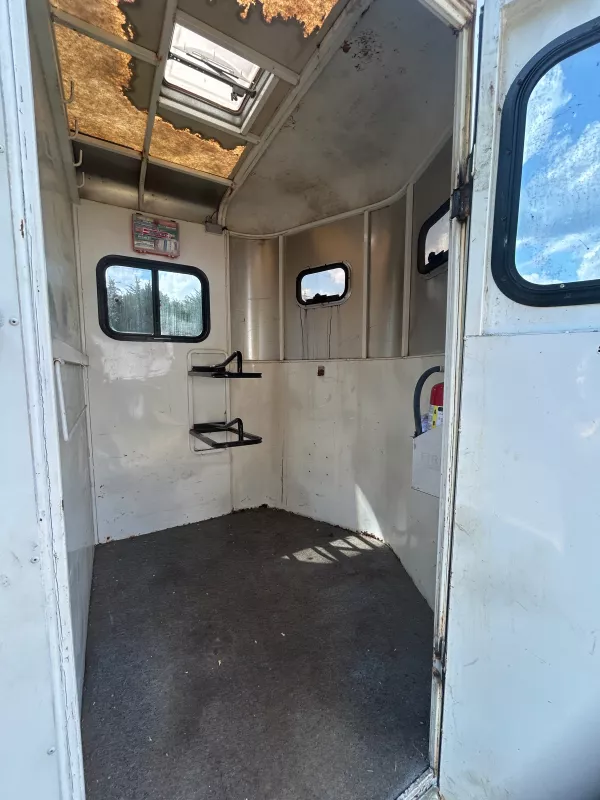 used Horse Trailers Bison Trailers  for sale, in Chapel Hill, NC Thumbnail 4