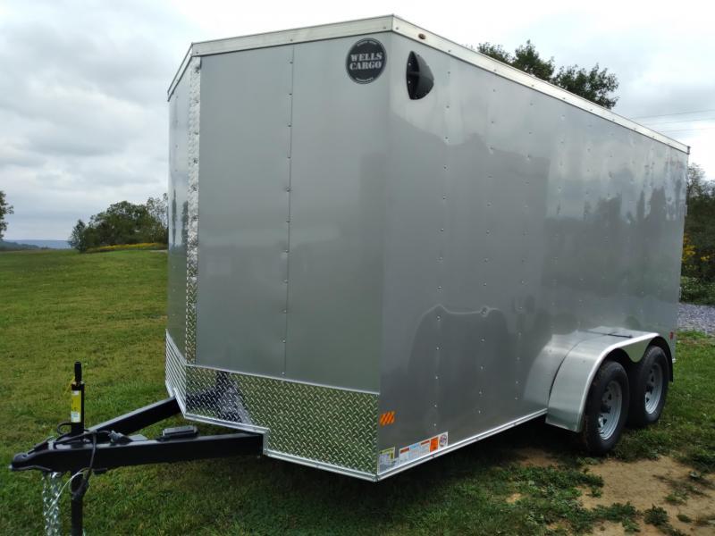 2022 Wells Cargo Fast Trac Deluxe Enclosed Cargo Trailer 2022 Wells Cargo Fast Trac Deluxe Enclosed Cargo Trailer