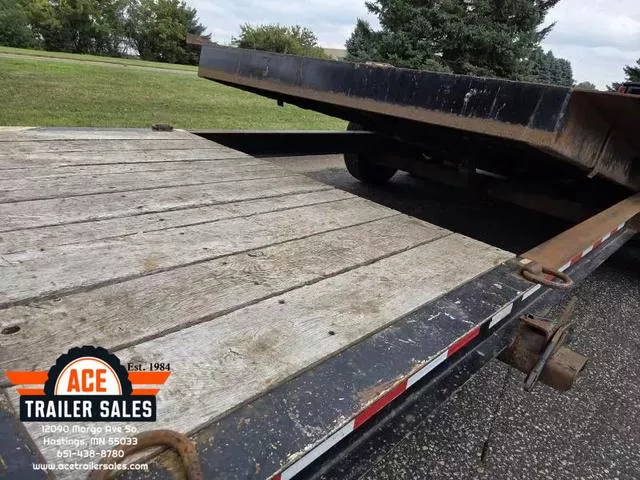 used Equipment / Flatbed Trailers Towmaster Trailers  for sale, in Hastings, MN Thumbnail 9