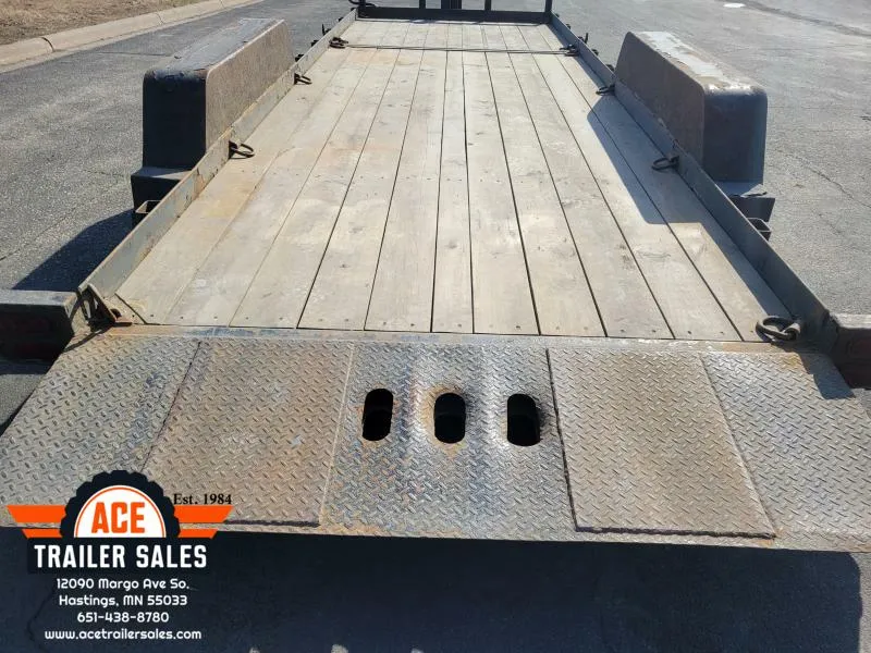 used Equipment / Flatbed Trailers Behnke  for sale, in Hastings, MN Thumbnail 4