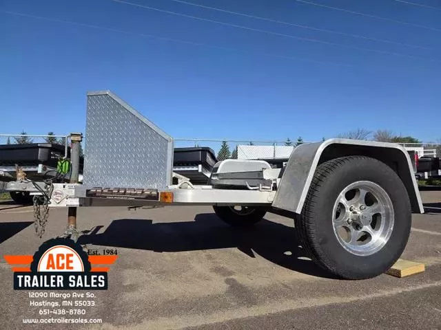 2010 Aluma Consignment - MC1F Motorcycle Utility Trailer