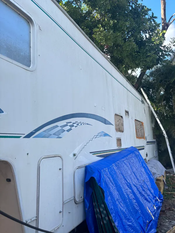 used Fifth Wheel Trailers Keystone RV Tailgater for sale, in Hollywood, FL Thumbnail 16