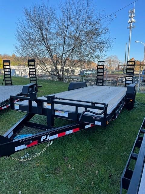 2022 PJ Trailers CC222 (22FT) Equipment Trailer 2022 PJ Trailers CC222 (22FT) Equipment Trailer