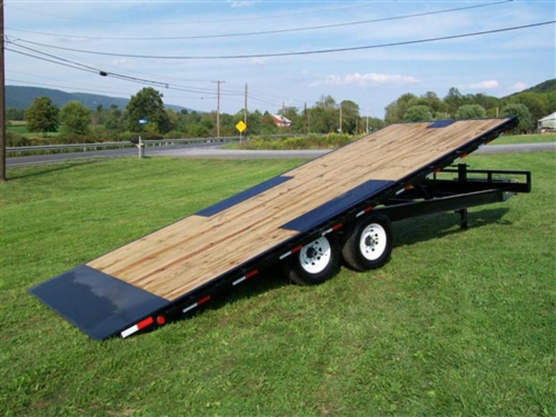 2021 PJ Trailers Deckover Tilt (T8) Equipment Trailer 2021 PJ Trailers Deckover Tilt (T8) Equipment Trailer