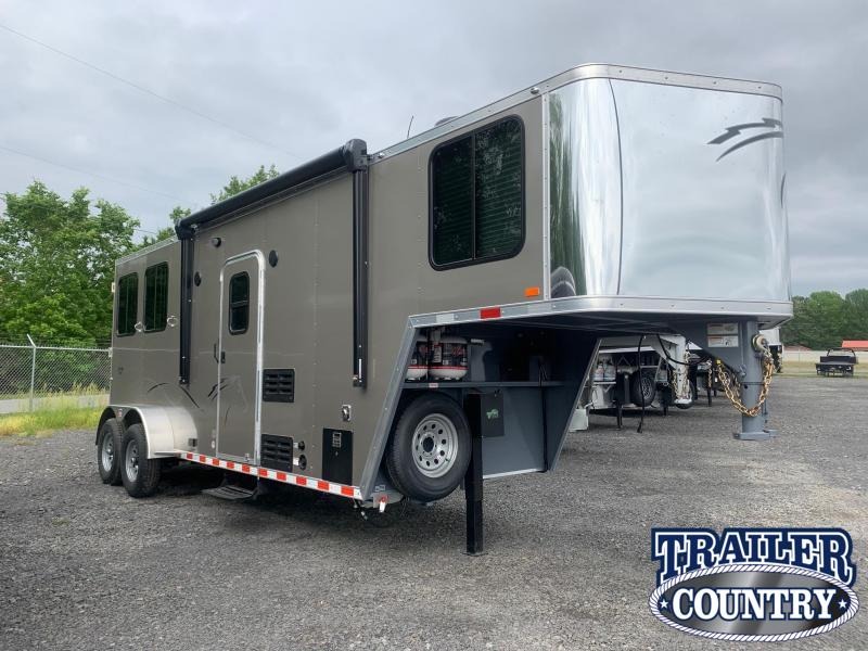 2022 Dixie Star 2 Horse Living Quarters Horse Trailer with Slide 2022 Dixie Star 2 Horse Living Quarters Horse Trailer with Slide