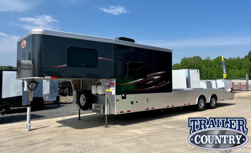 2022 Sundowner Trailers 2922 Series 1786 KM Krawler Hauler Toy Hauler - IN STOCK 2022 Sundowner Trailers 2922 Series 1786 KM Krawler Hauler Toy Hauler - IN STOCK