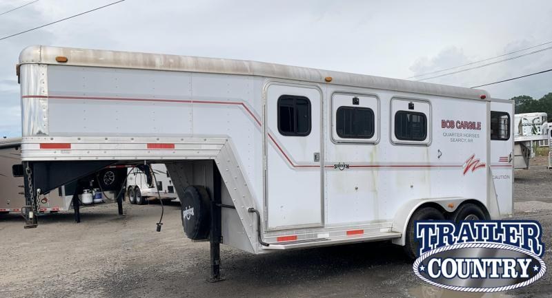 2001 Side Kick 2 Horse Slant Gooseneck Horse Trailer with Dressing Room 2001 Side Kick 2 Horse Slant Gooseneck Horse Trailer with Dressing Room