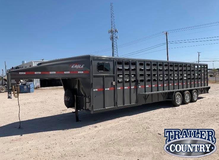 2021 Maxxim Industries Eagle 32' Stock Trailer Livestock Trailer 2021 Maxxim Industries Eagle 32' Stock Trailer Livestock Trailer