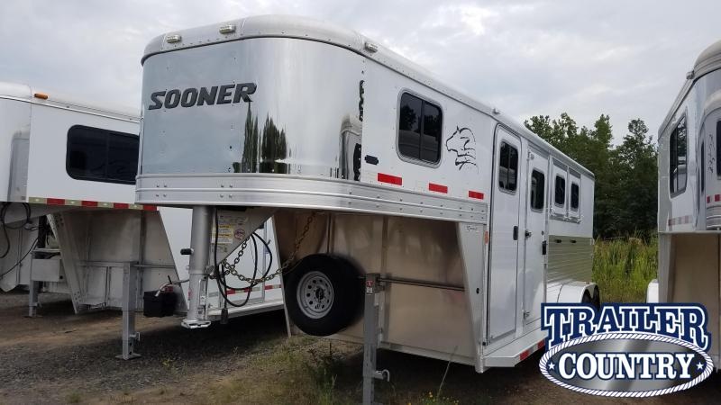 ***PRICE REDUCTION***2016 Sooner 3 HORSE Horse Trailer ***PRICE REDUCTION***2016 Sooner 3 HORSE Horse Trailer