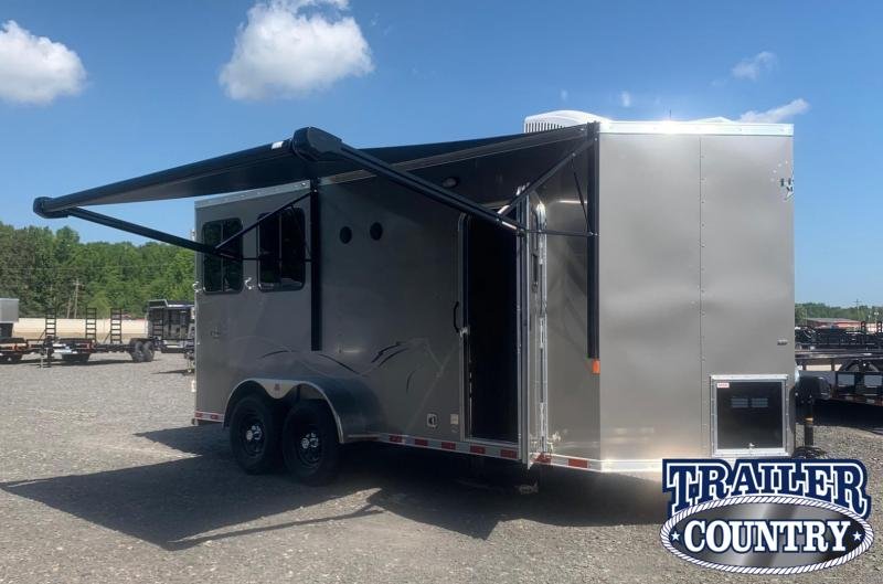 2022 Dixie Star Trail Rider 2 Horse Trailer - IN STOCK!!! 2022 Dixie Star Trail Rider 2 Horse Trailer - IN STOCK!!!