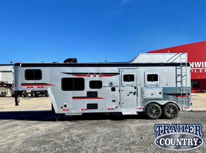 2022 Bison Trailers Silverado Horse Trailer 2022 Bison Trailers Silverado Horse Trailer